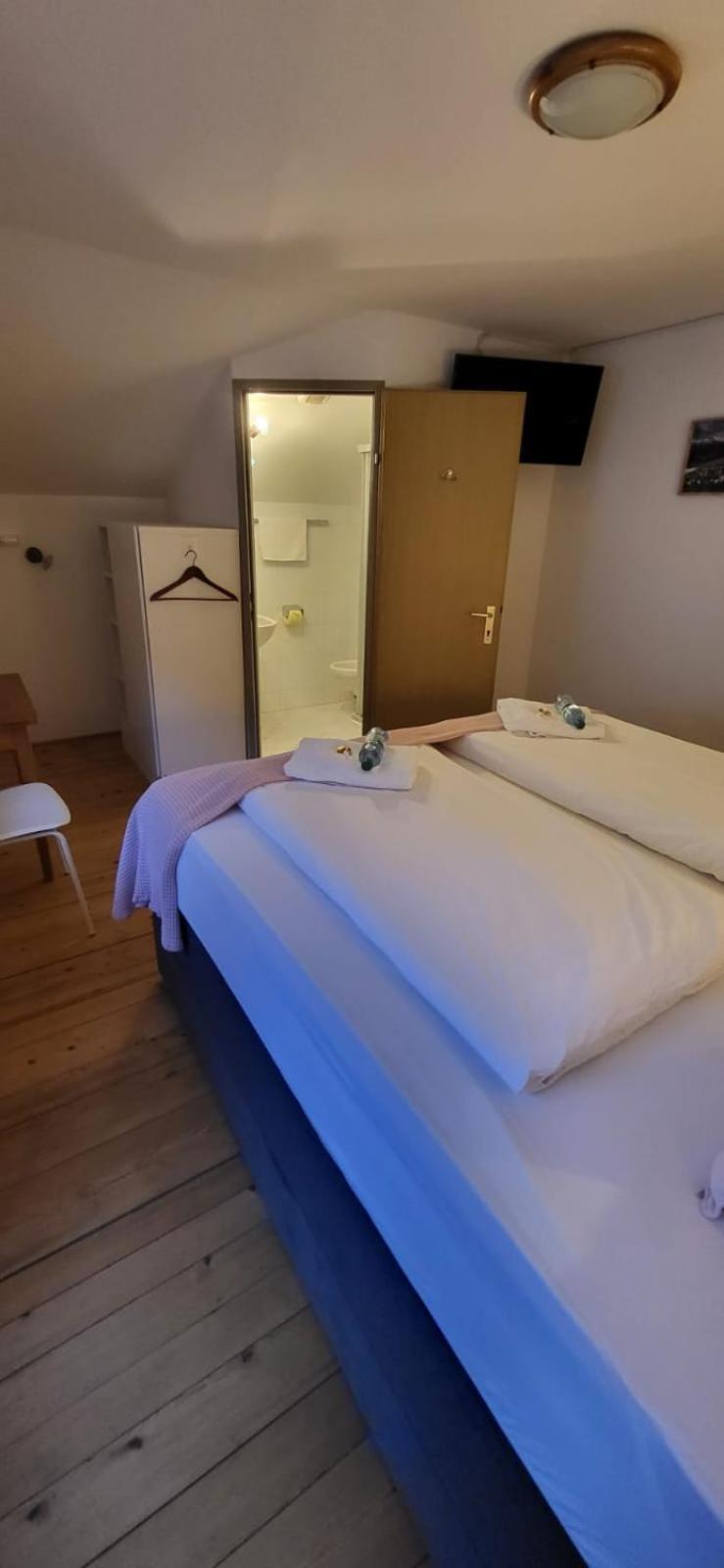 Zum Schneider Bed & Breakfast Finkenberg Eksteriør bilde